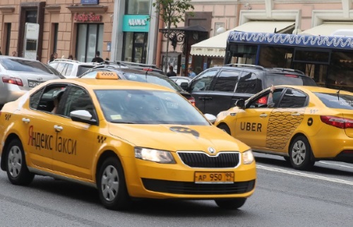 Yandex Taxi and Uber taxi